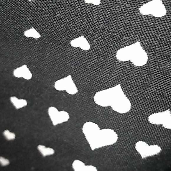 torrid hearts on black skirt - Picture 7 of 7